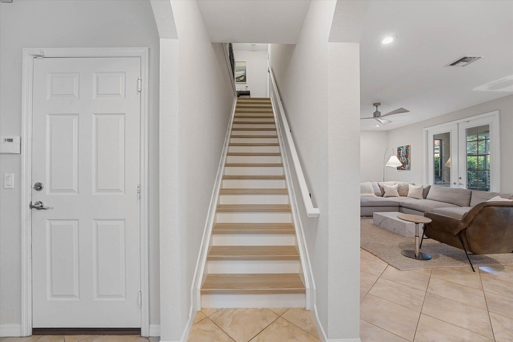 10731 Ivanhoe Lane - Photo 17