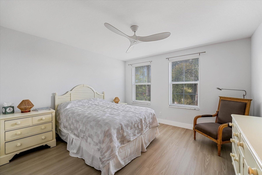 10731 Ivanhoe Lane - Photo 28