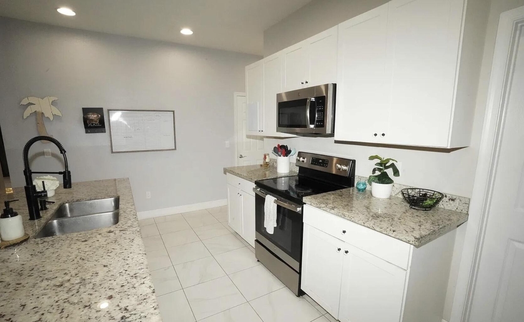 1271 Nw Leonardo Circle - Photo 5