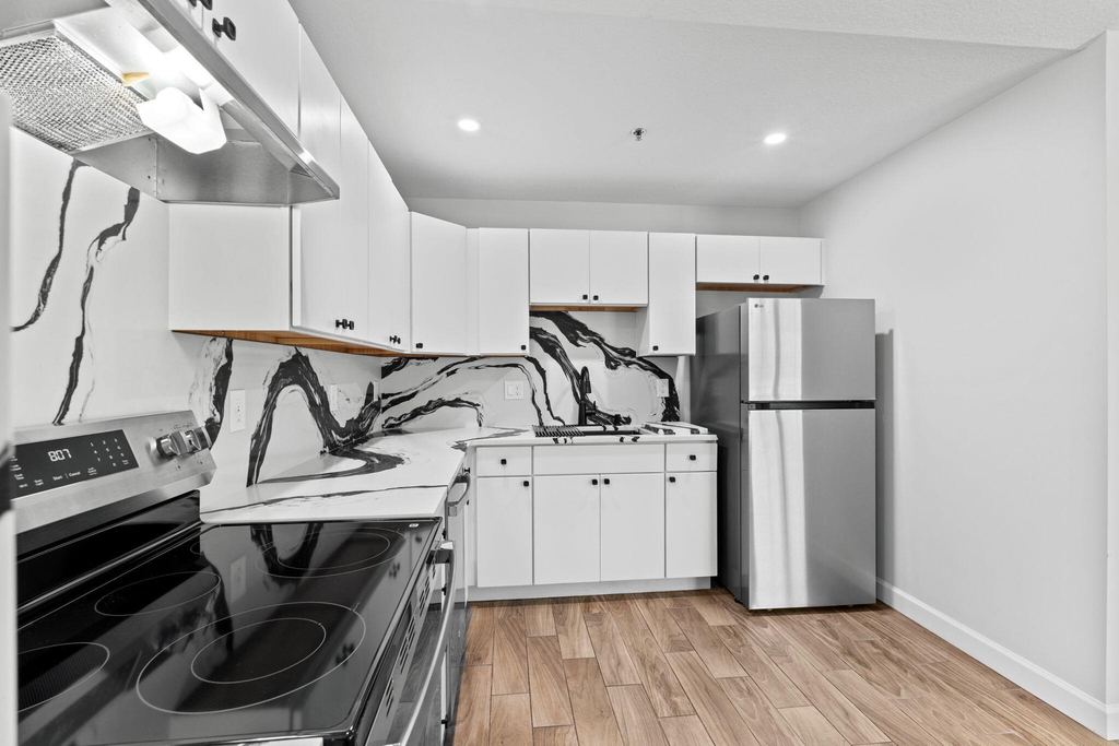 56 W 12th Street - Photo 6