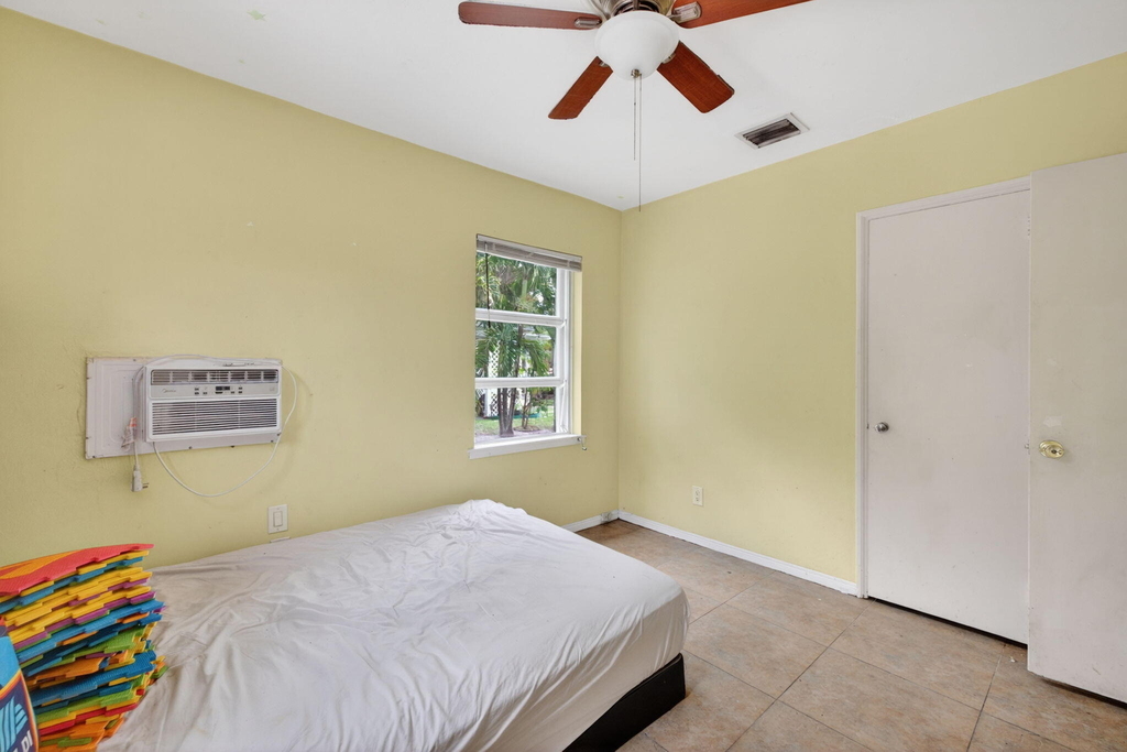 841 Sw 18th Court - Photo 31