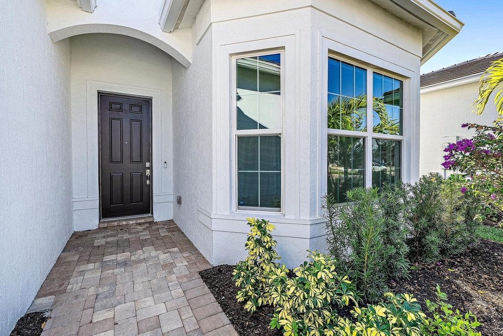 9775 Sw Meridian Way - Photo 0