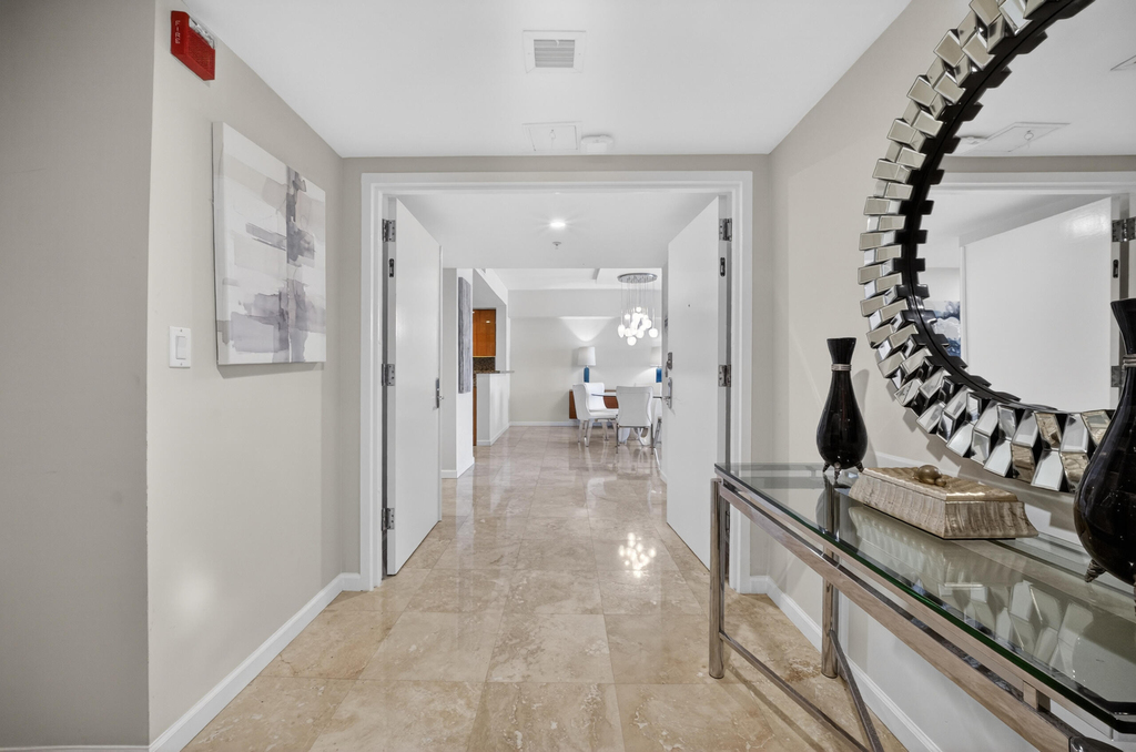 45 Hendricks Isle - Photo 4