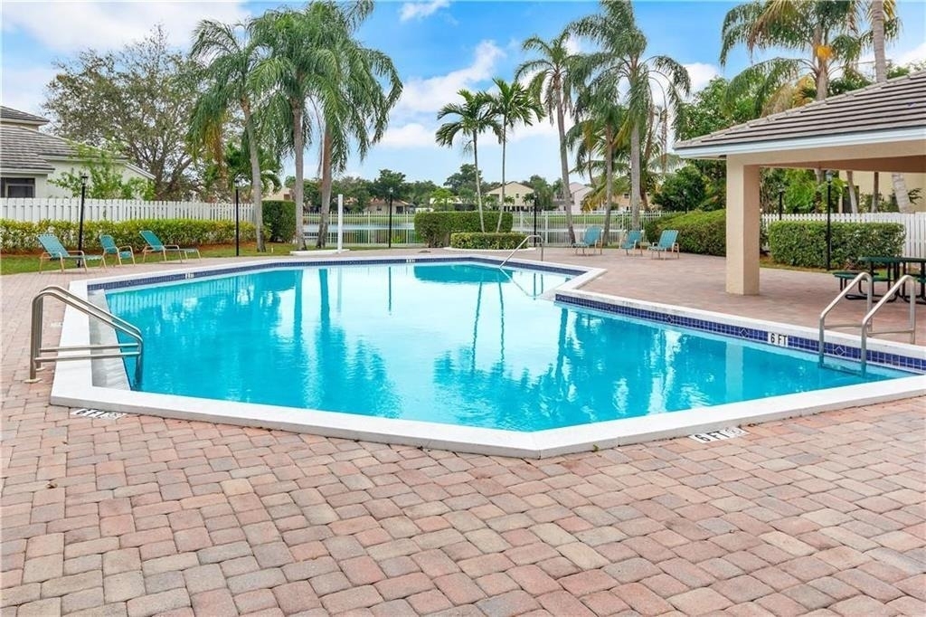 9812 Nw 9th Court - Photo 28