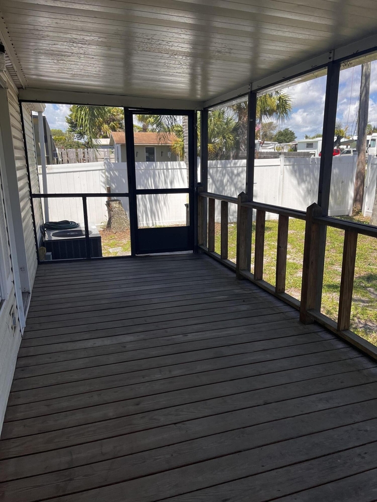 8015 Se Fairchild Way - Photo 4