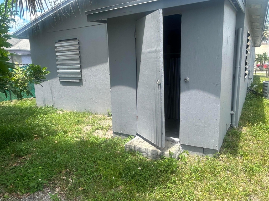 1528 S Avenue - Photo 8