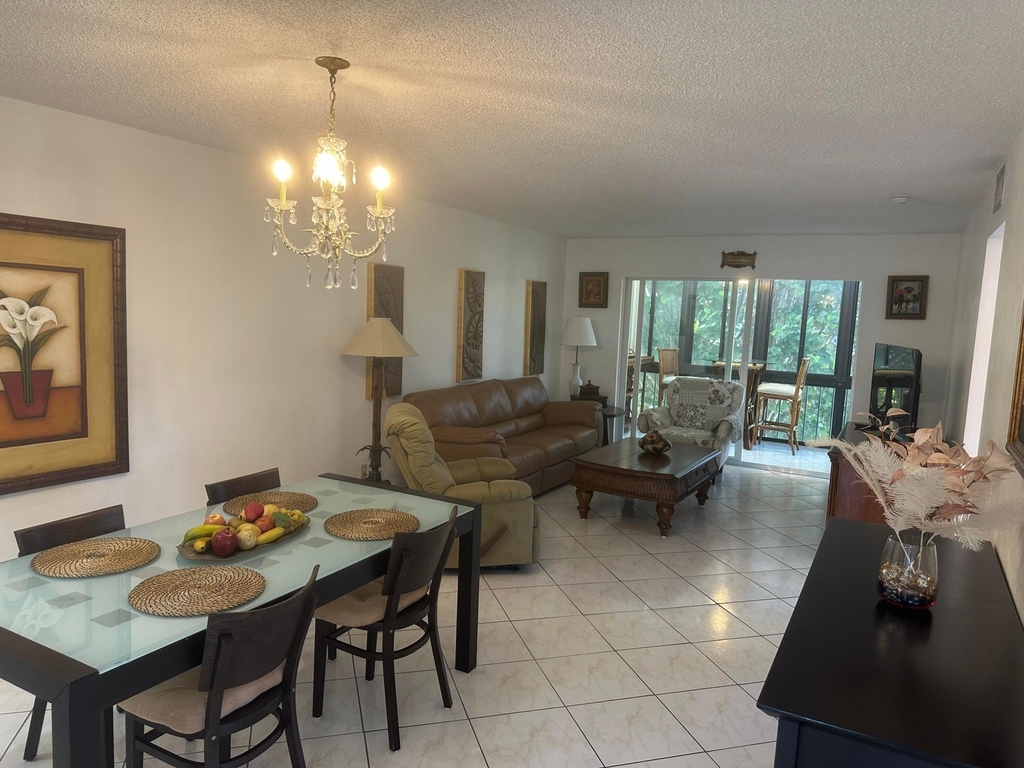 8960 S Hollybrook - Photo 4