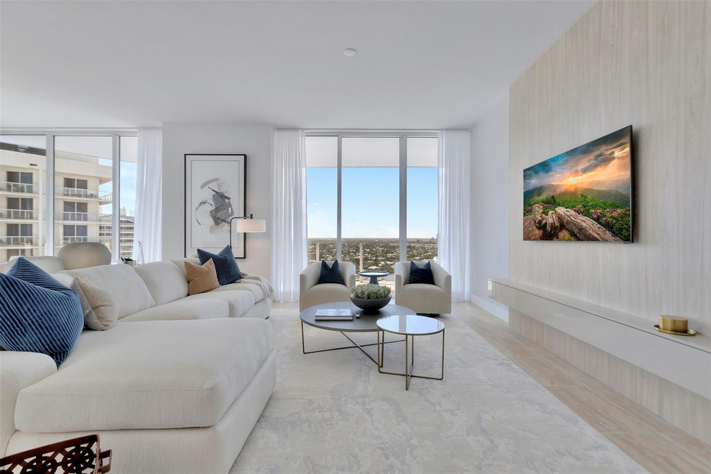 525 N Fort Lauderdale Beach Boulevard - Photo 2