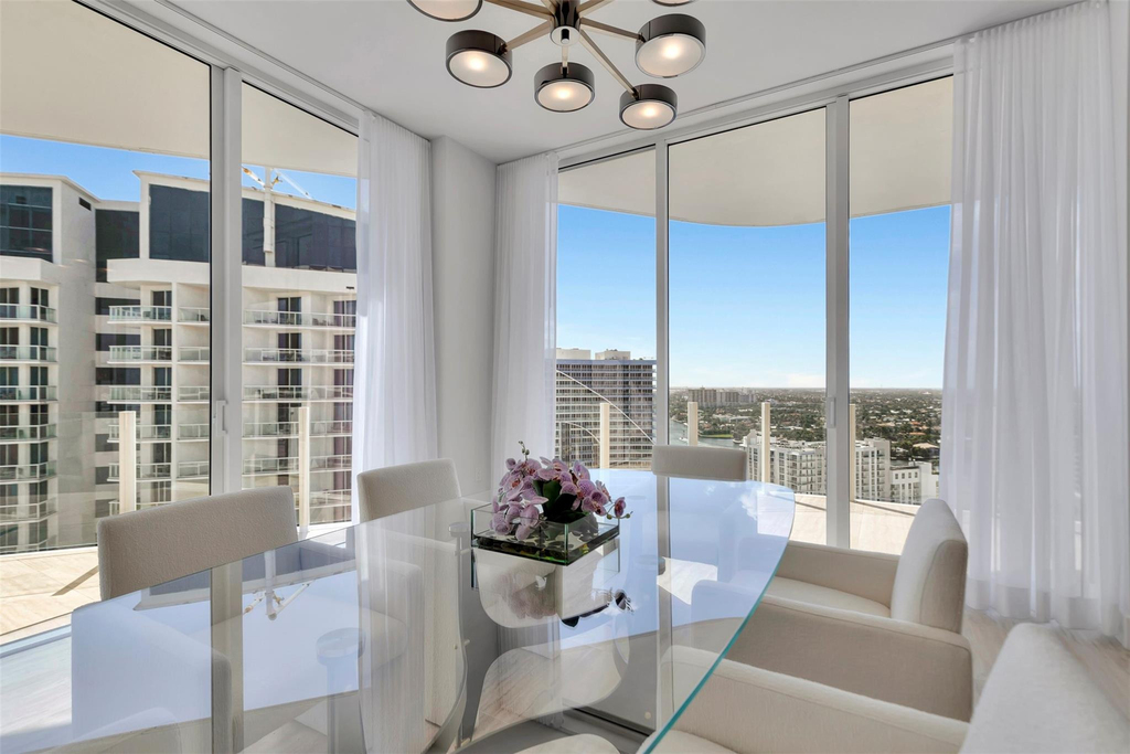 525 N Fort Lauderdale Beach Boulevard - Photo 17