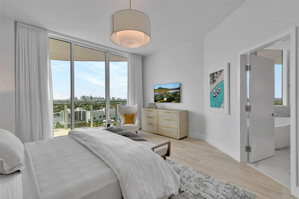 525 N Fort Lauderdale Beach Boulevard - Photo 32