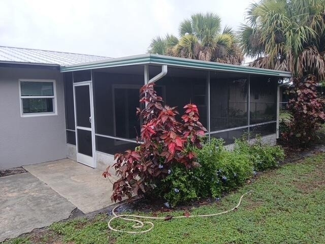 709 Se Alamanda Way - Photo 16