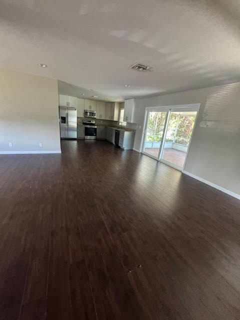 709 Se Alamanda Way - Photo 6