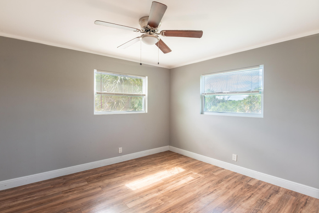 715 S Swinton Avenue - Photo 0