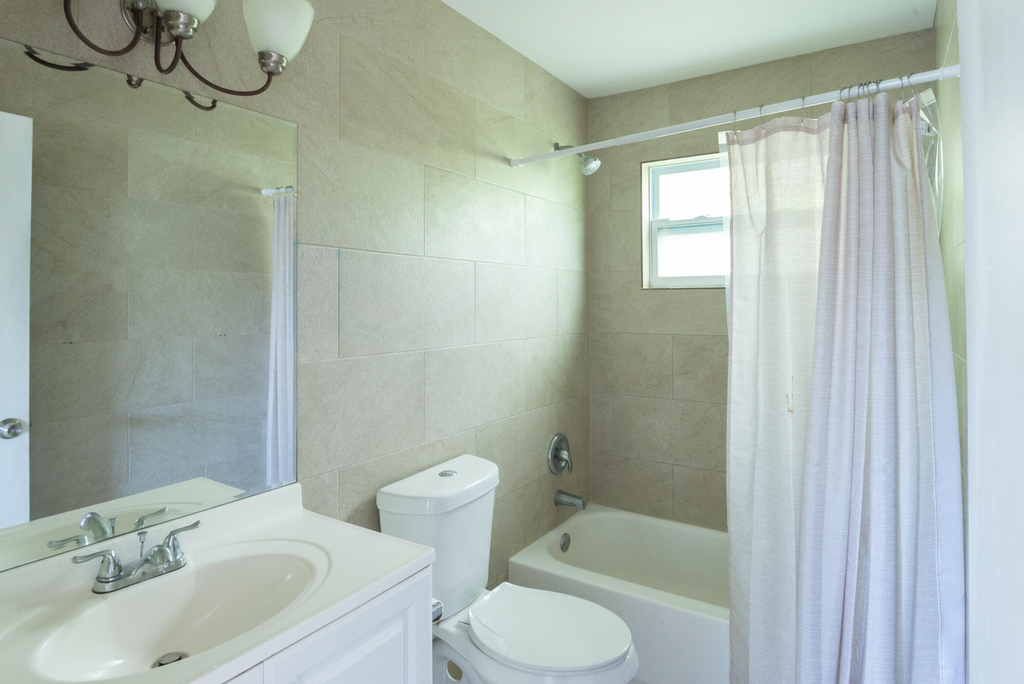 715 S Swinton Avenue - Photo 8