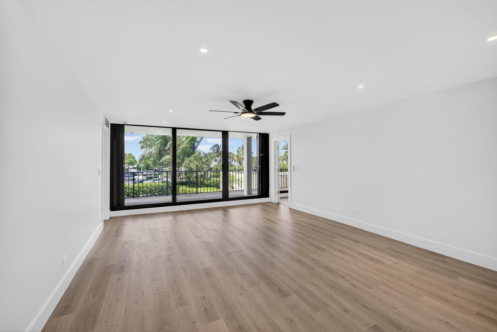 136 Lakeshore Drive - Photo 12