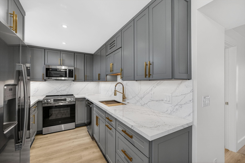 136 Lakeshore Drive - Photo 16