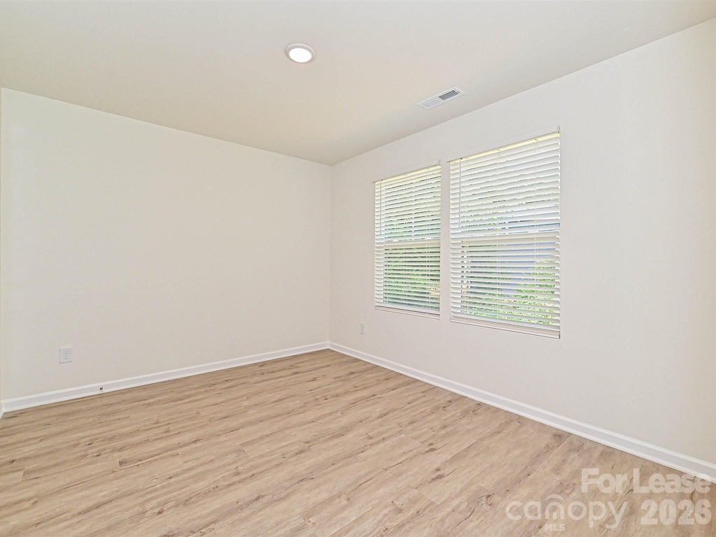 1725 E Cloaninger Avenue - Photo 19