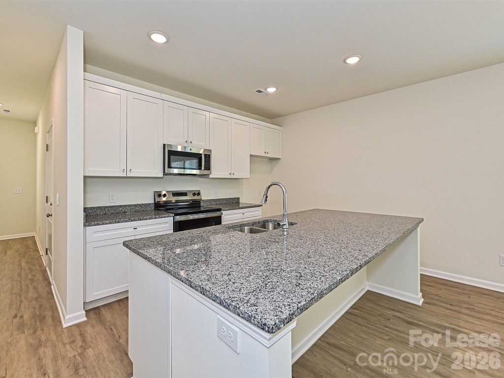 1725 E Cloaninger Avenue - Photo 7