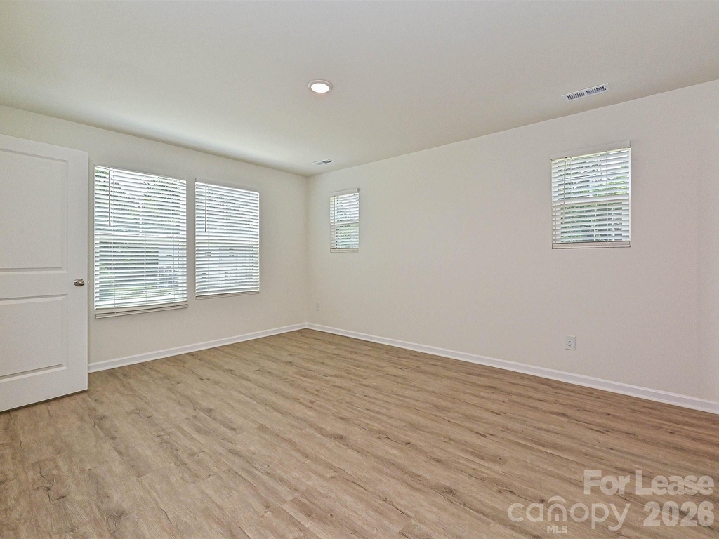 1725 E Cloaninger Avenue - Photo 12