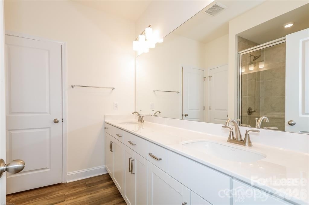 342 S Freeland Place - Photo 10