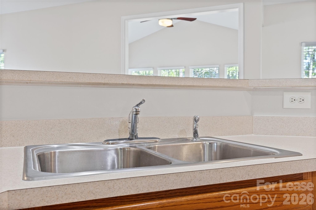 571 Veloce Trail - Photo 19
