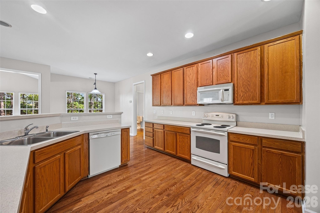 571 Veloce Trail - Photo 17
