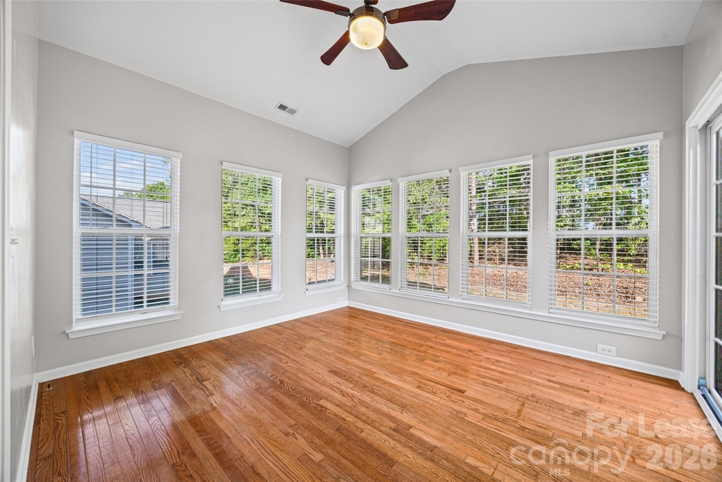 571 Veloce Trail - Photo 11