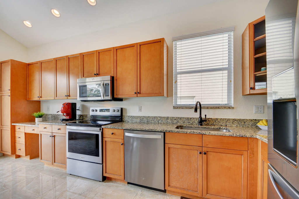 2418 Westmont Drive - Photo 10