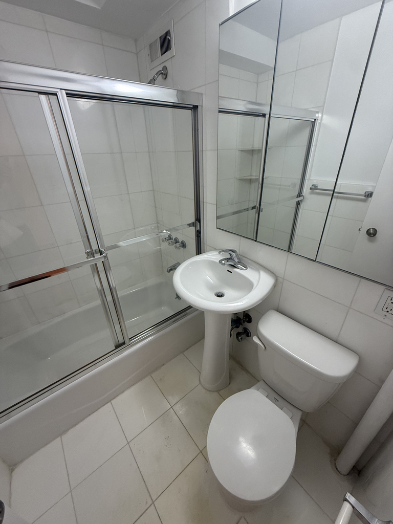 1570 1st Avenue - Photo 7
