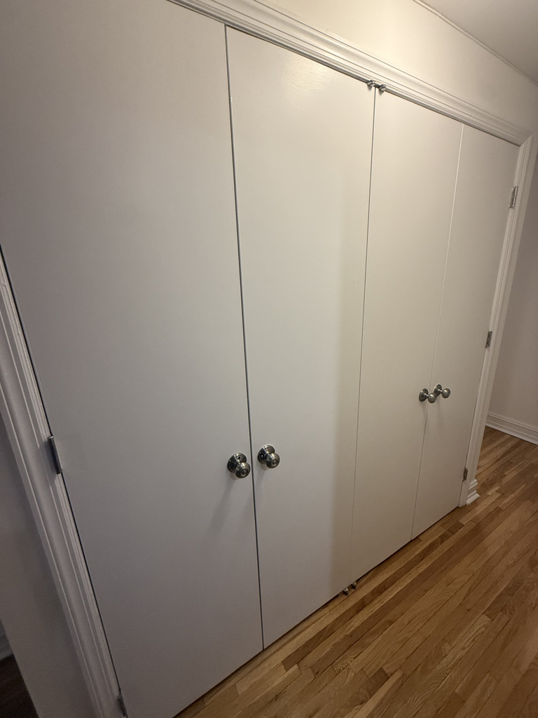 1570 1st Avenue - Photo 3