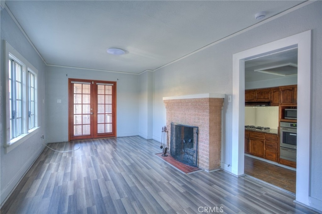 3045 Charlotte - Photo 12