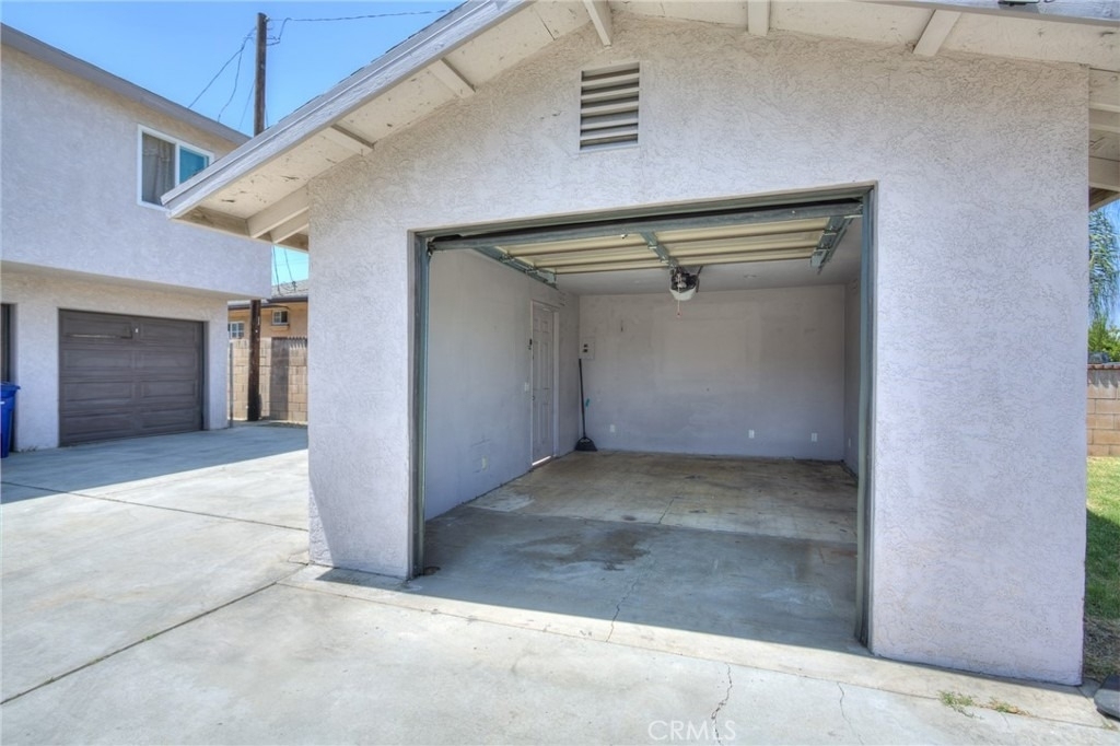 3045 Charlotte - Photo 30