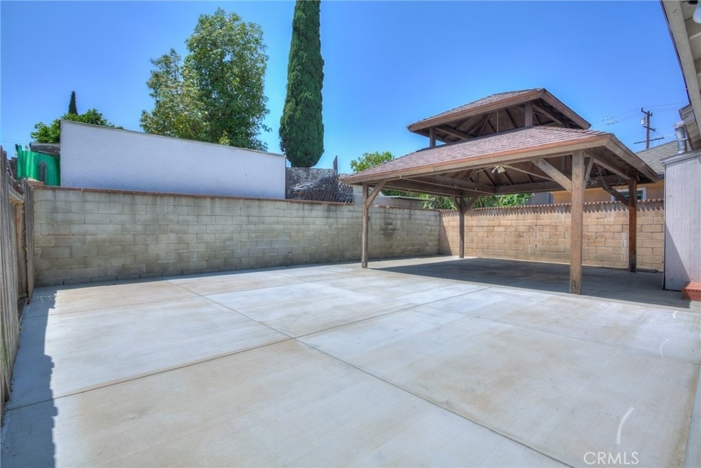3045 Charlotte - Photo 34