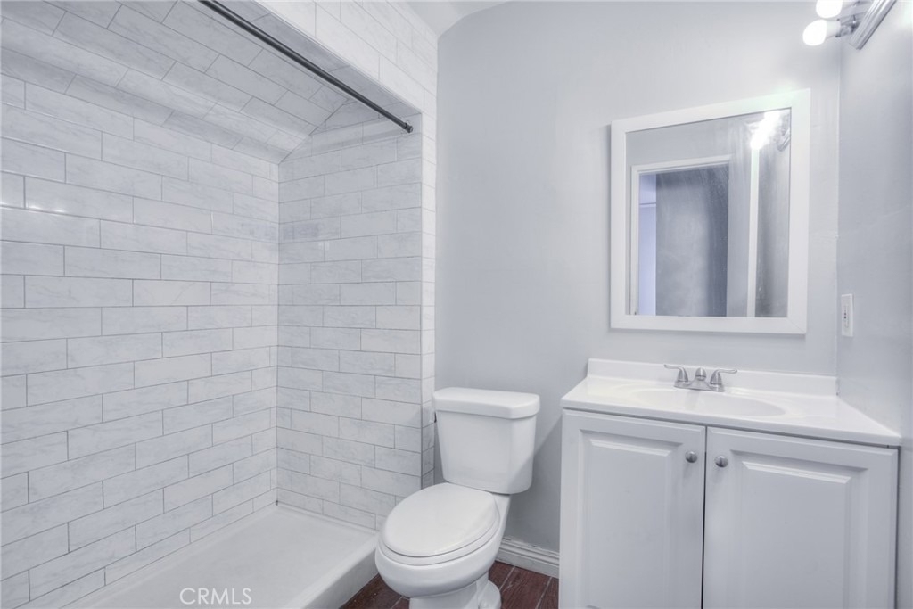 3045 Charlotte - Photo 17