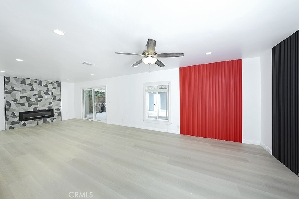 2149 Victoria Drive - Photo 4