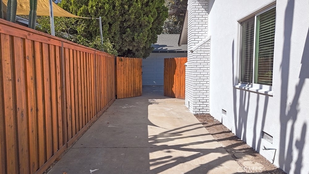 2149 Victoria Drive - Photo 3
