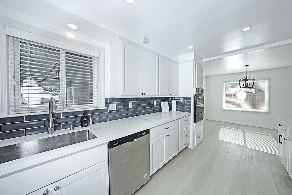 2149 Victoria Drive - Photo 11