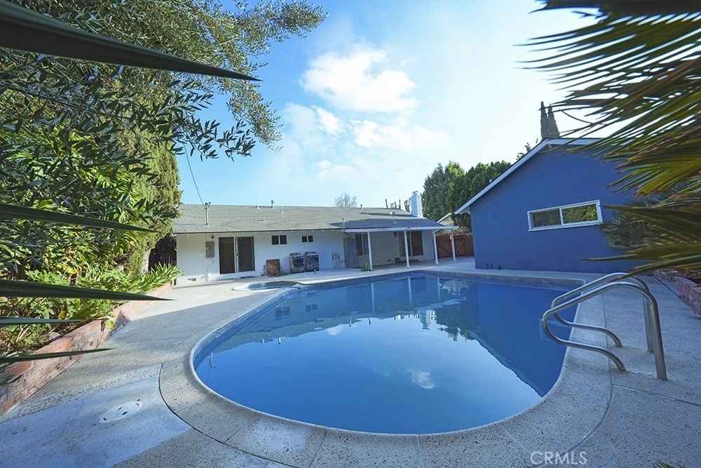 2149 Victoria Drive - Photo 29