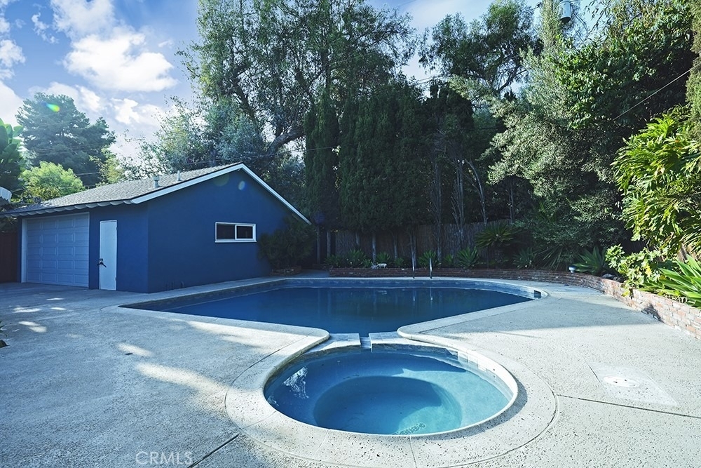 2149 Victoria Drive - Photo 28