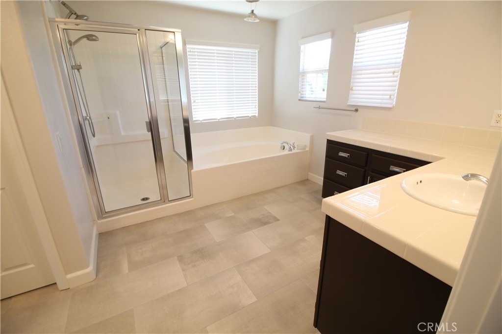 35222 Azalea - Photo 15