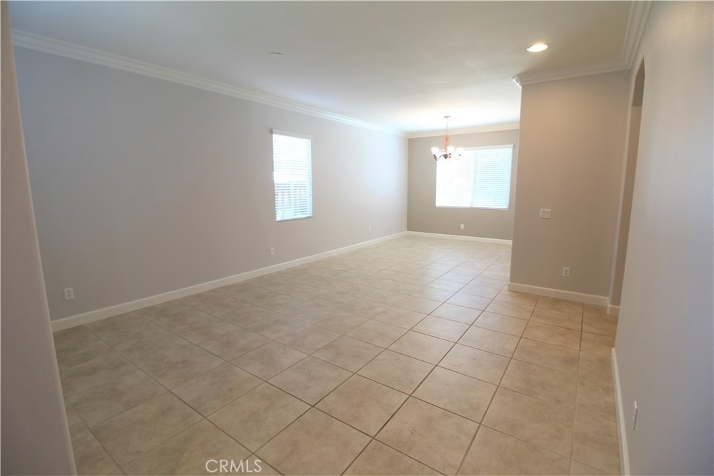 35222 Azalea - Photo 2