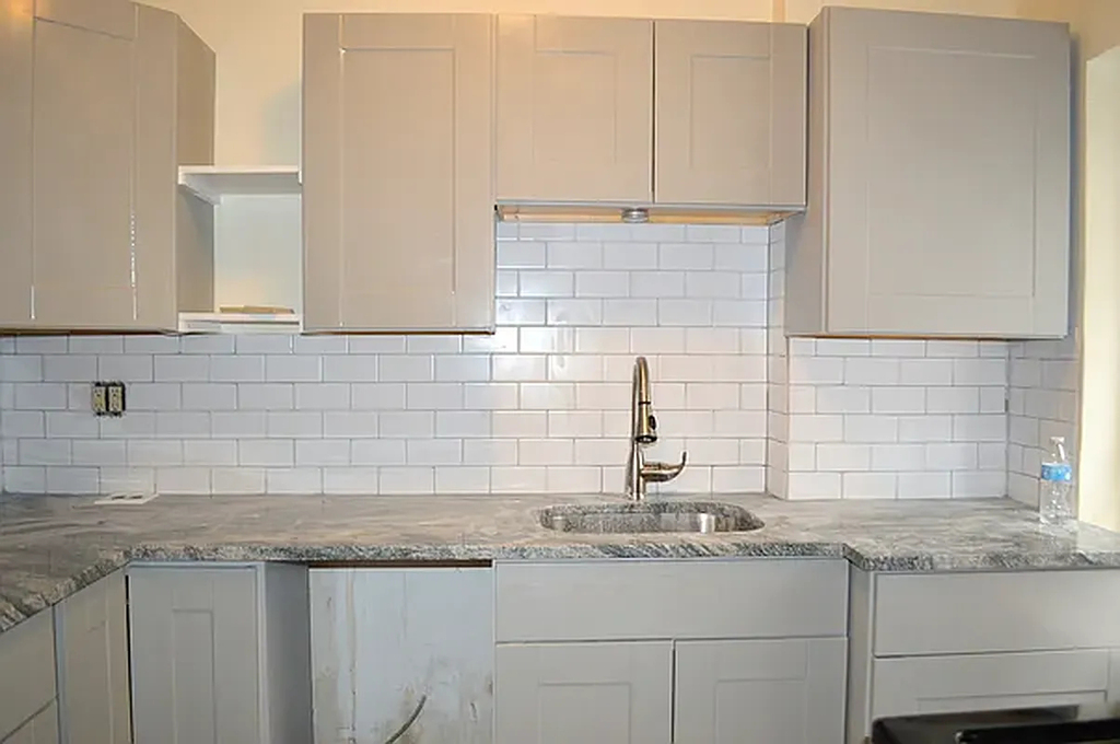 7 West 20th Street - Photo 1