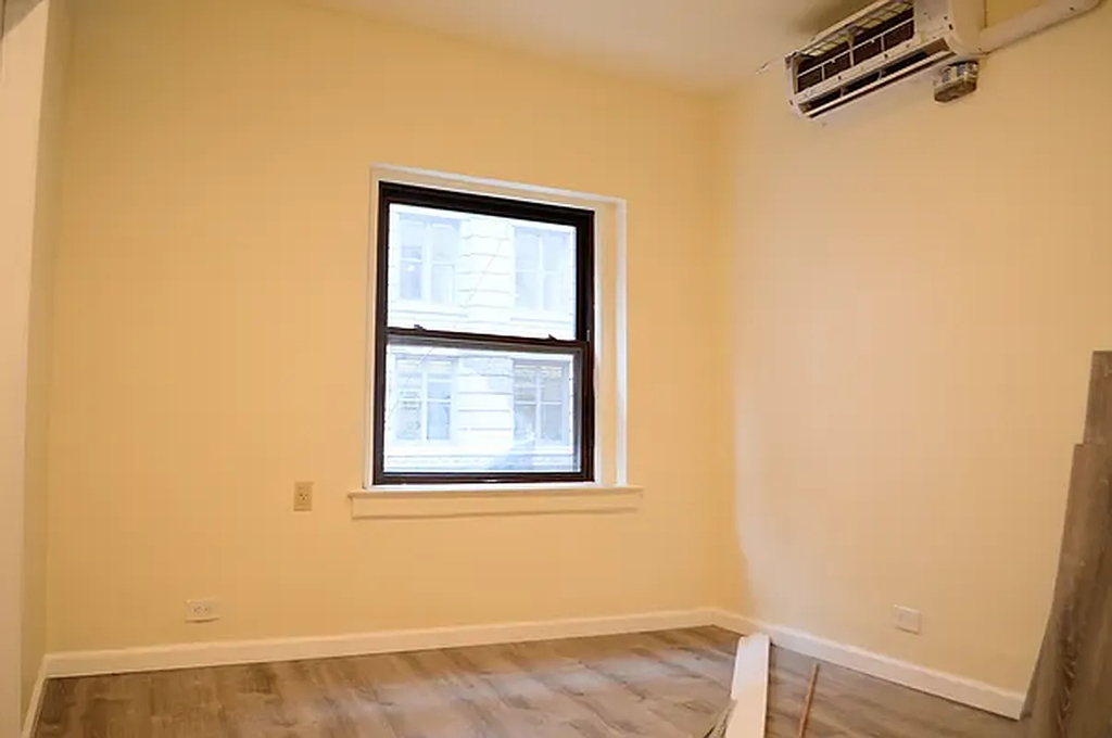 7 West 20th Street - Photo 2