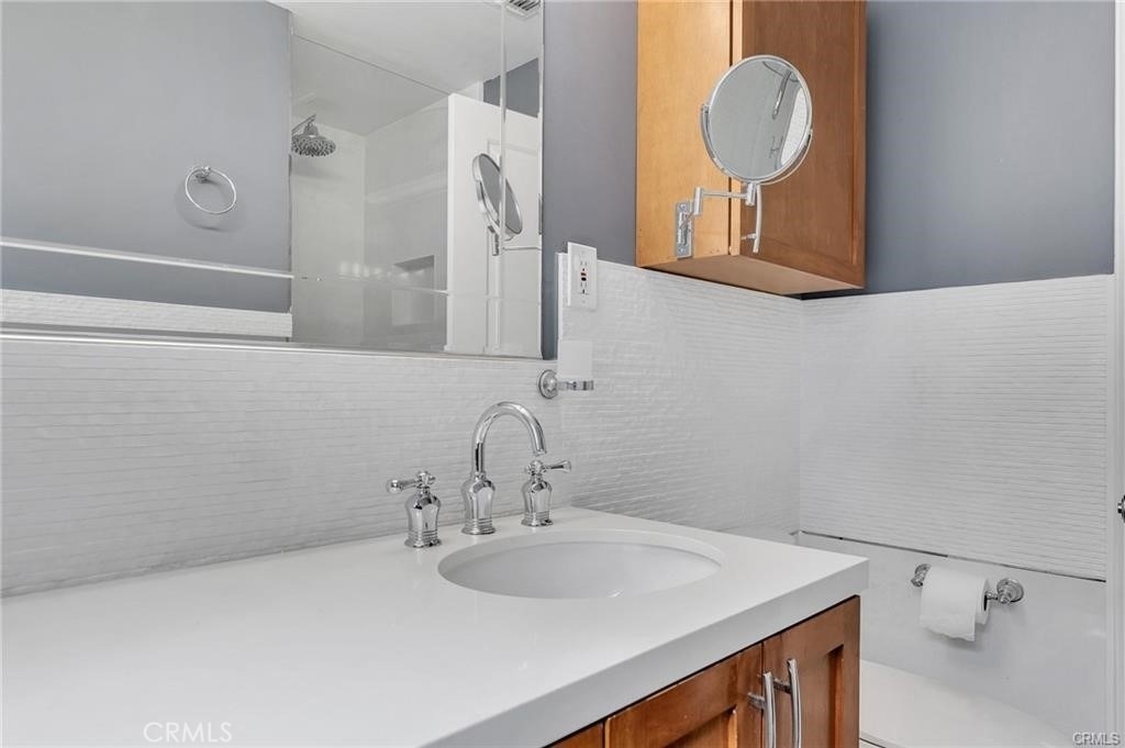 22612 Covello Street - Photo 20