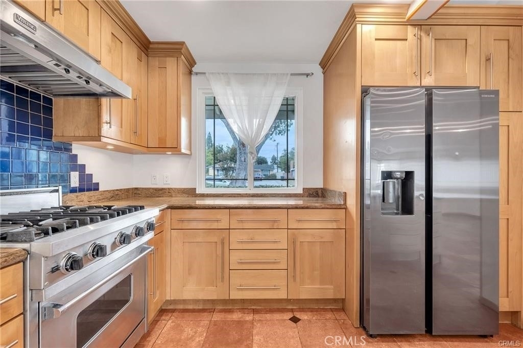 22612 Covello Street - Photo 10