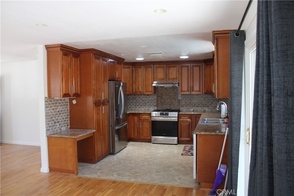 5192 Robinwood - Photo 6