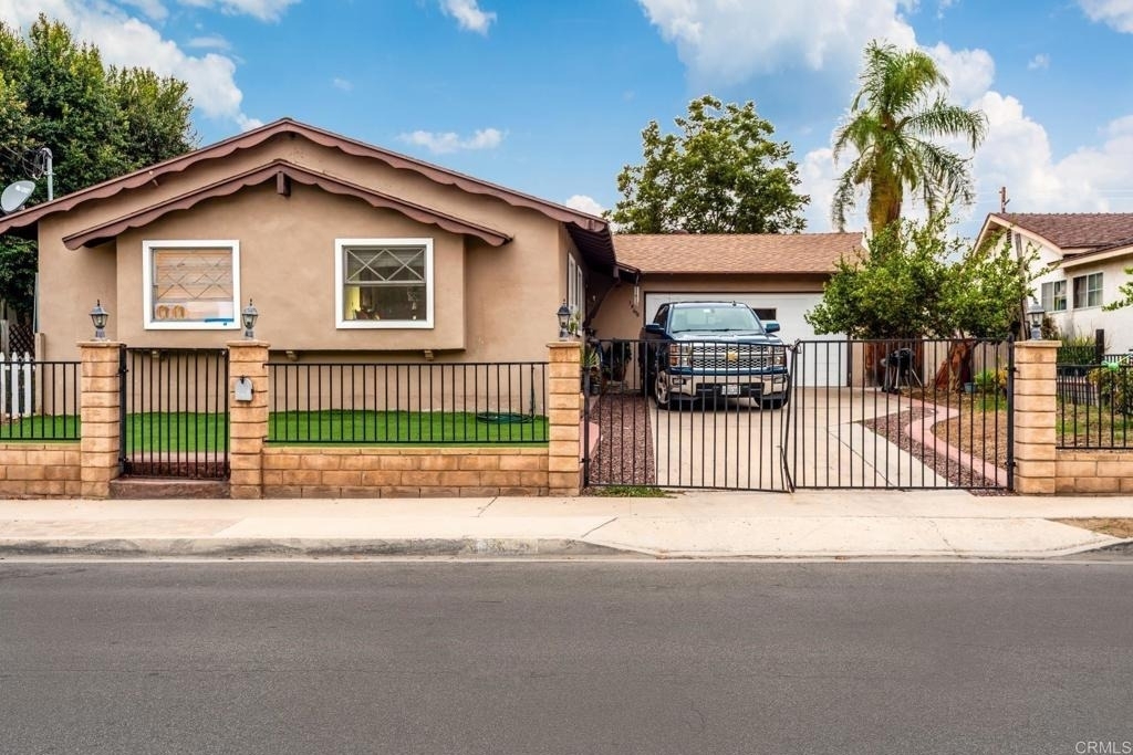 1568 Primera Street - Photo 1