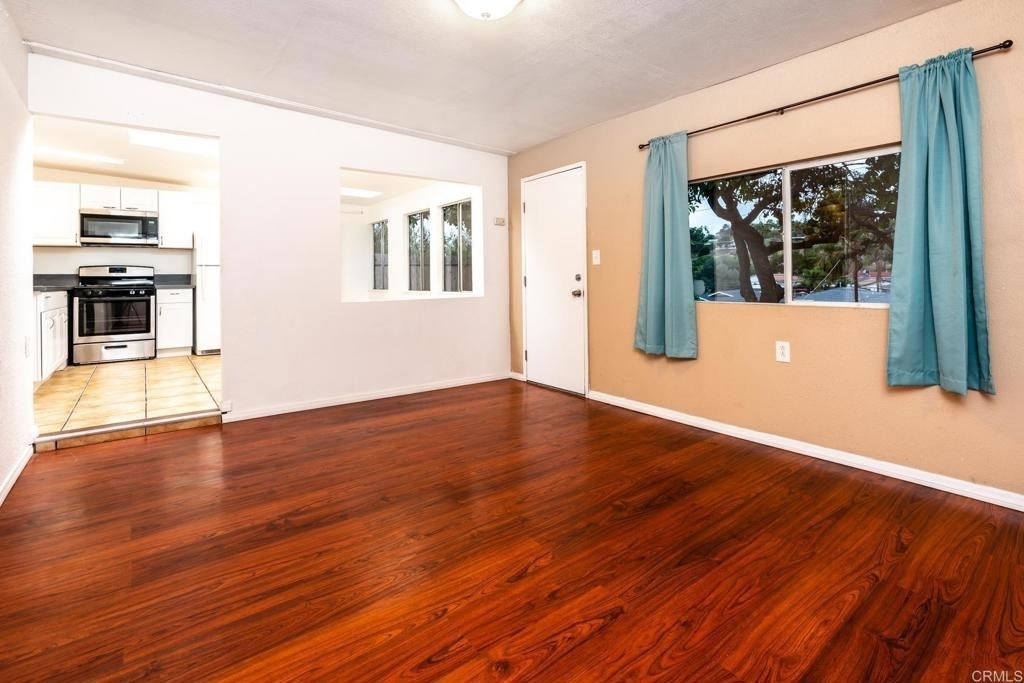 1568 Primera Street - Photo 8