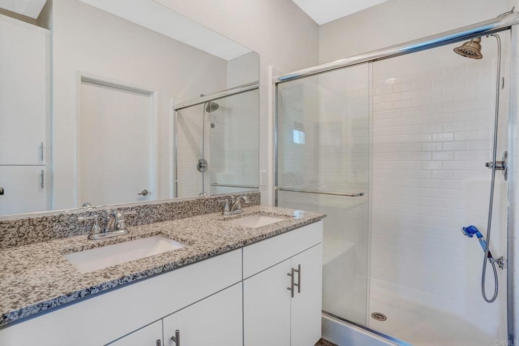 5406 Beach Bluff Lane - Photo 17