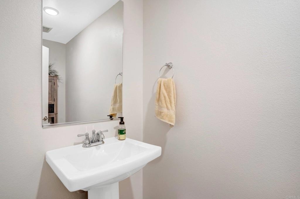 5406 Beach Bluff Lane - Photo 4